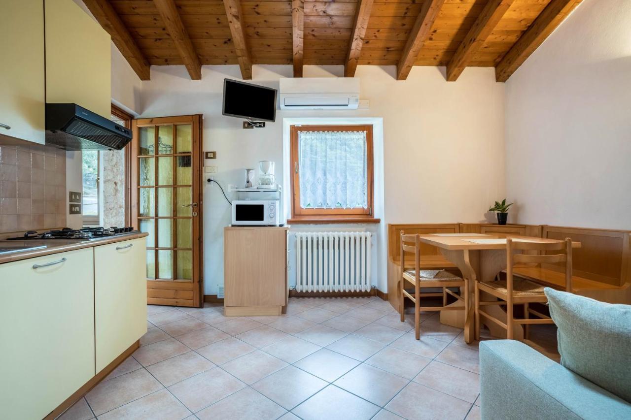 Casa Carlotta Lägenhet Malcesine Exteriör bild