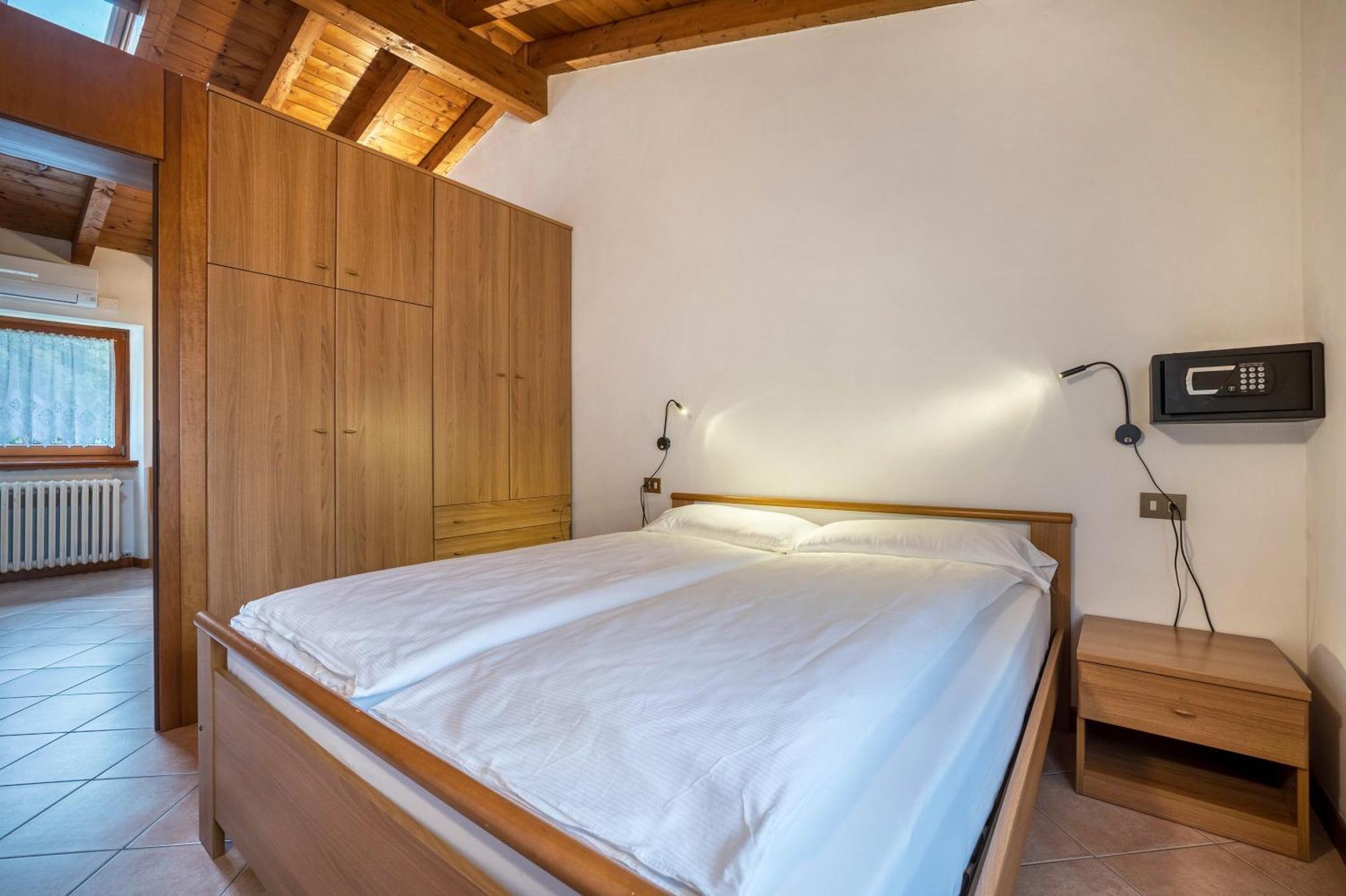 Casa Carlotta Lägenhet Malcesine Exteriör bild